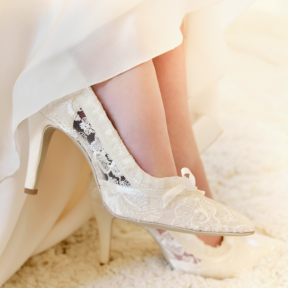 ivory lace heels