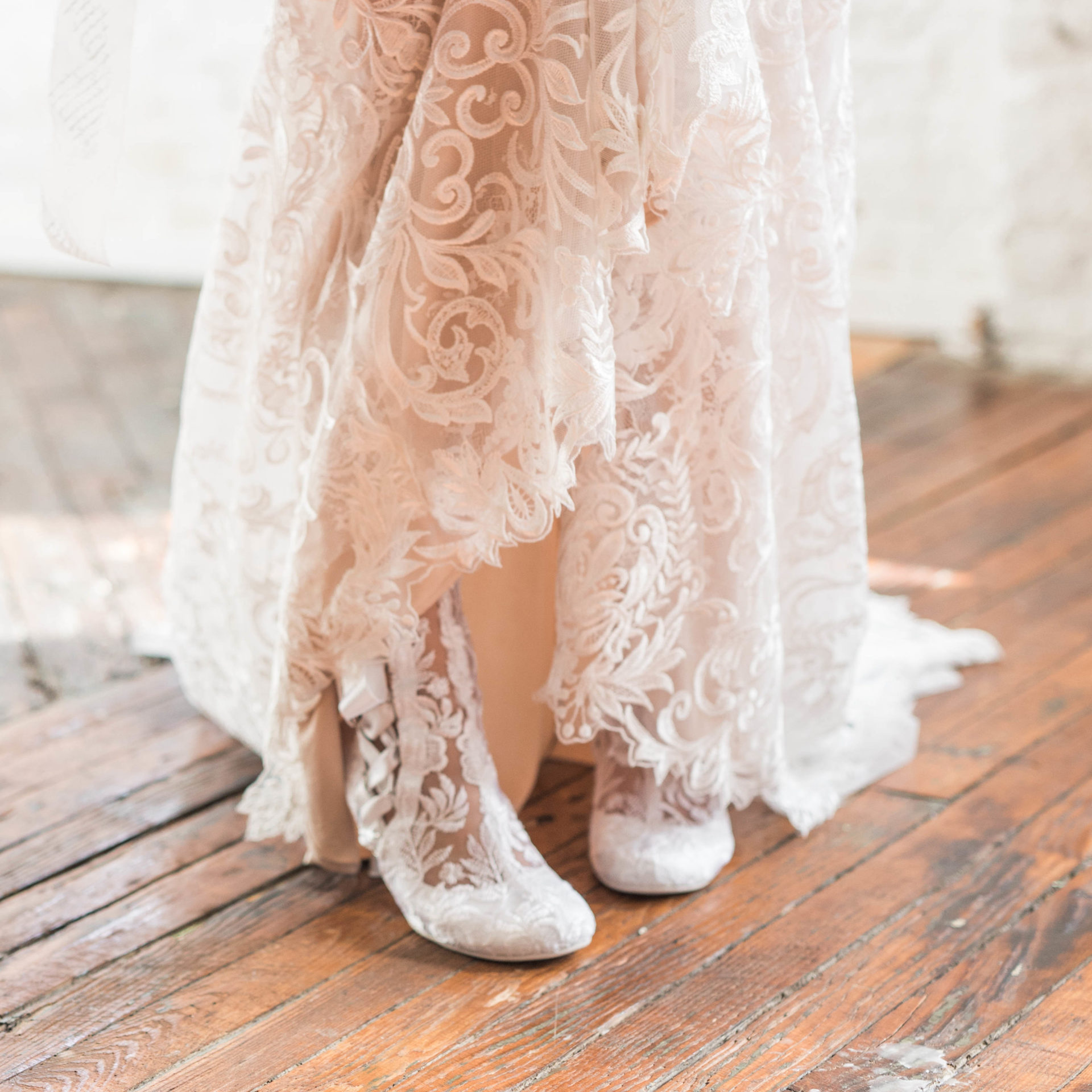 comfortable wedding boots for bride