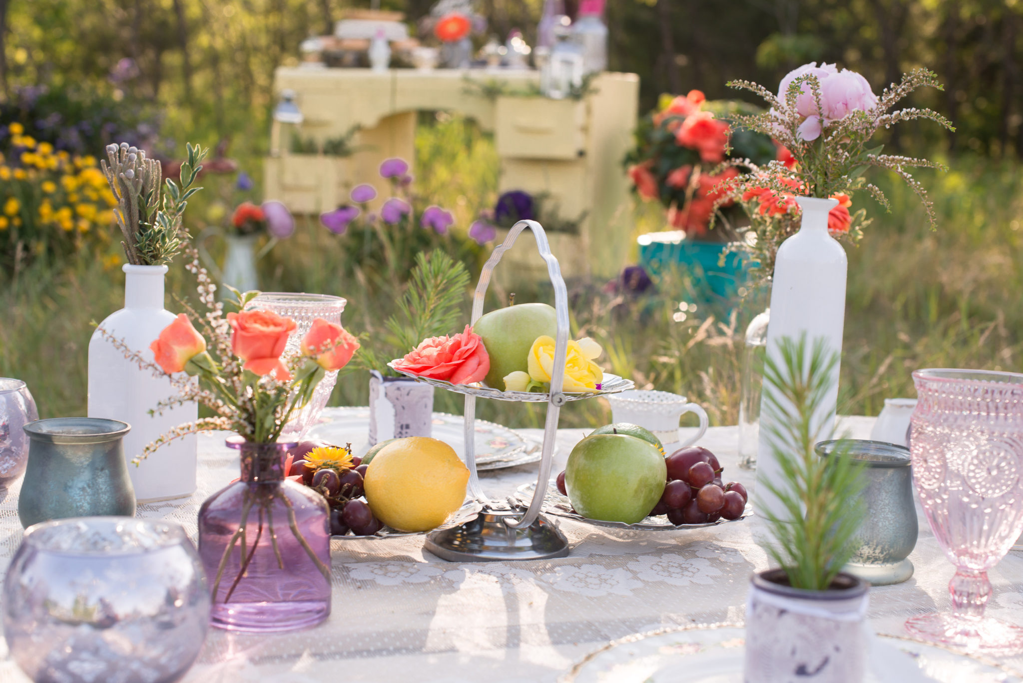 Shabby Chic Wedding Tablescape