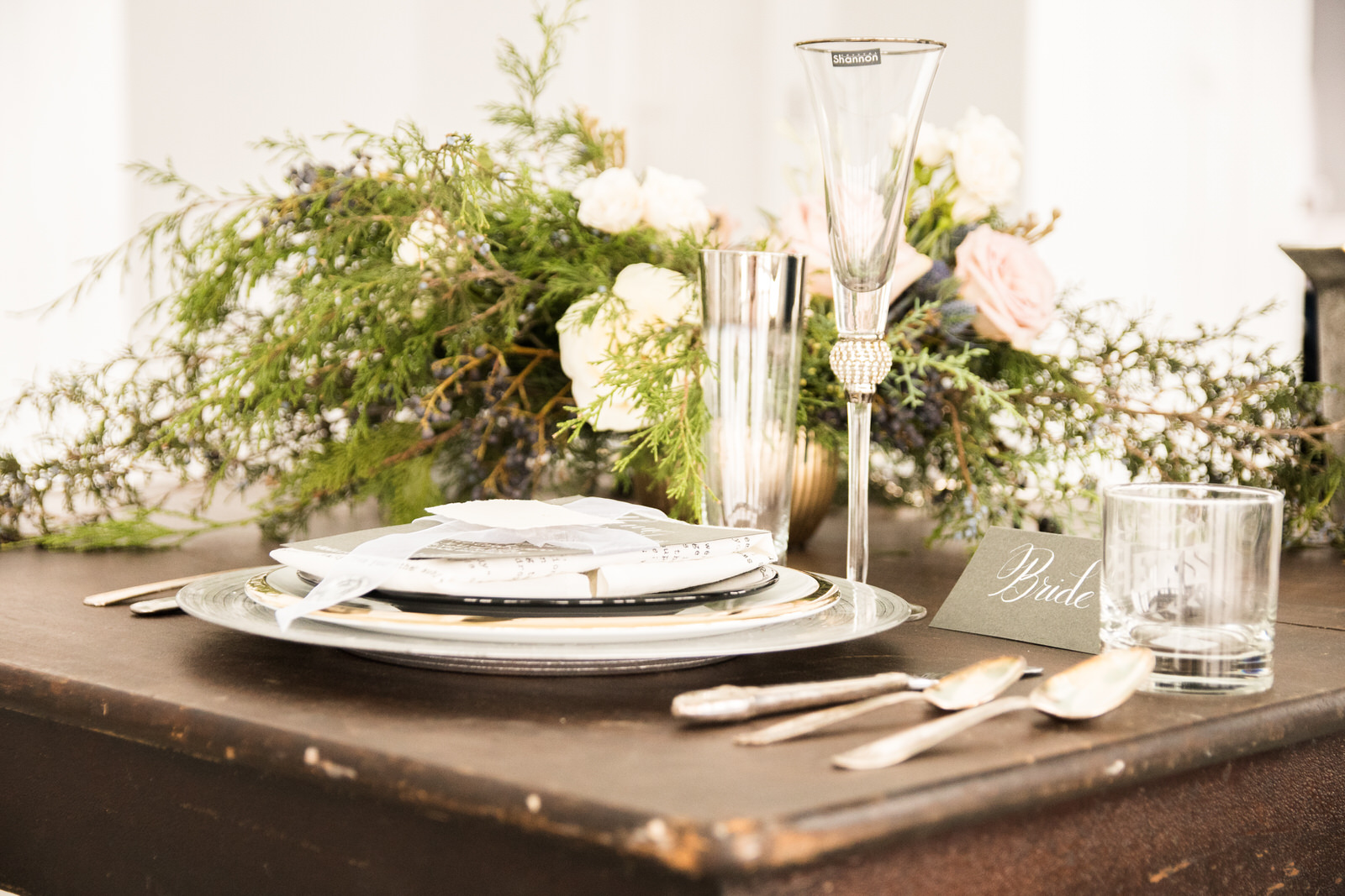 Rustic Wedding Table Decor