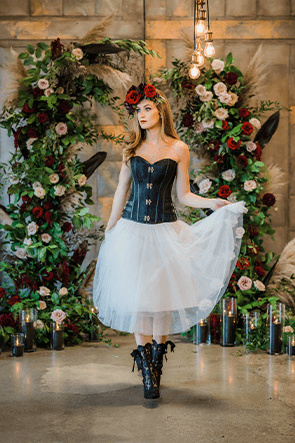 Lottie Elliot - Featured Look
